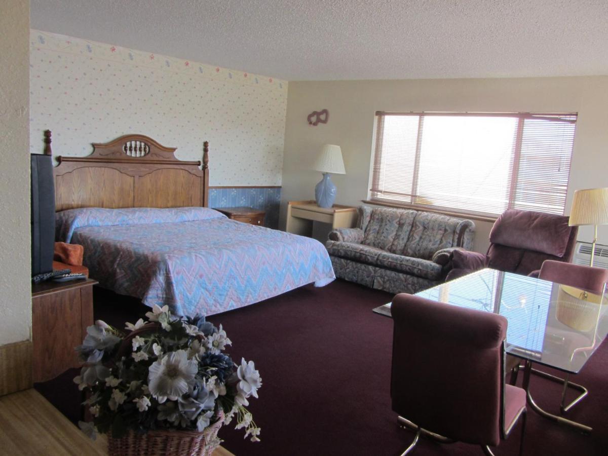 Warrick Plaza Inn Плейнв'ю Номер фото